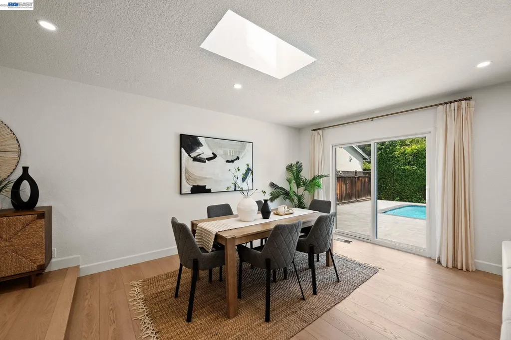 35279 Farnham Drive Newark CA 94560