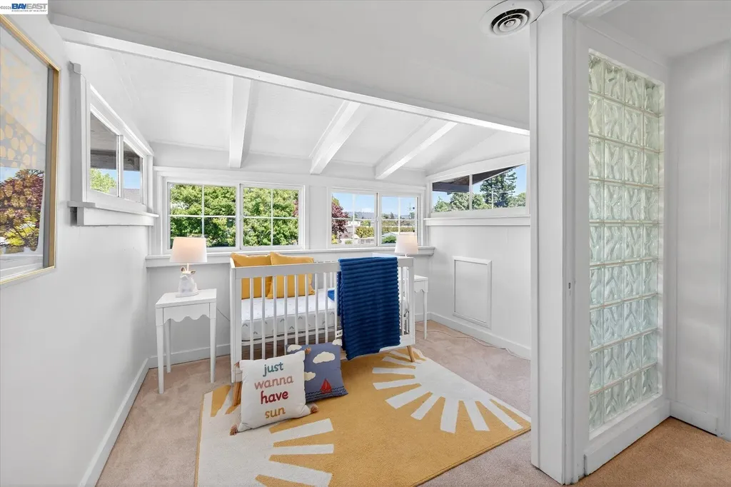 3103 Central Avenue Alameda CA 94501