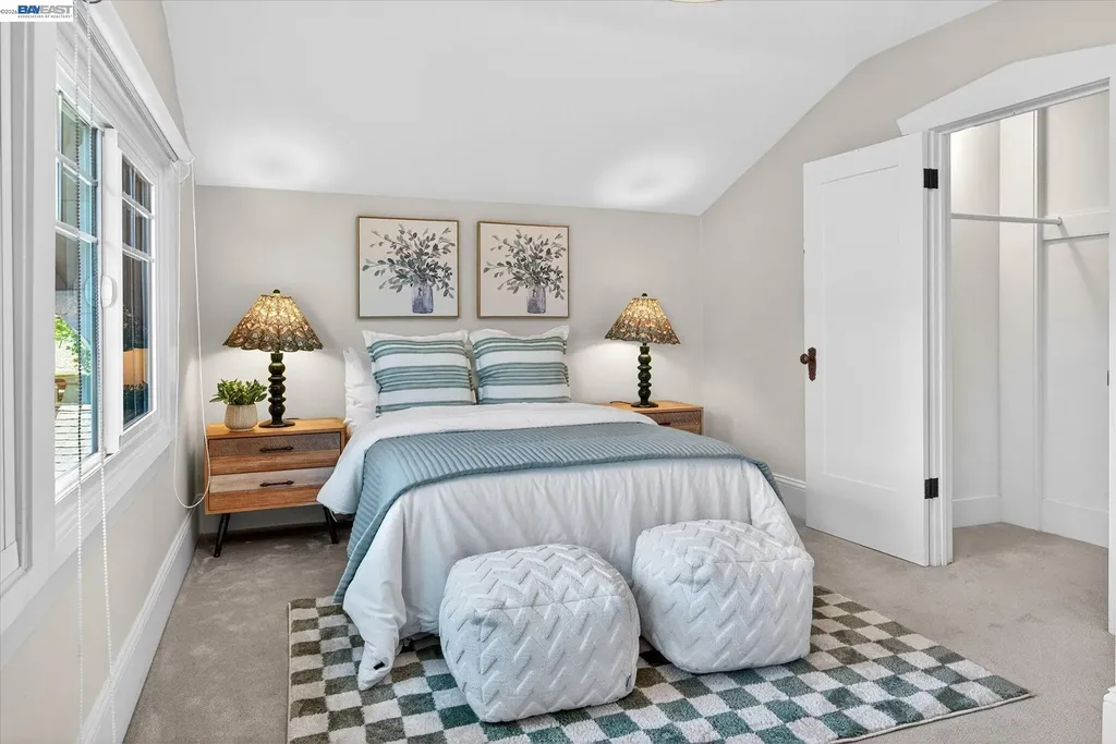 3103 Central Avenue Alameda CA 94501