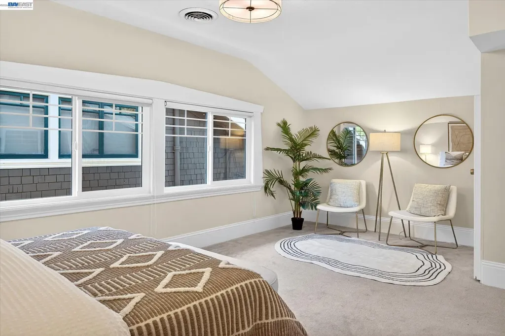 3103 Central Avenue Alameda CA 94501