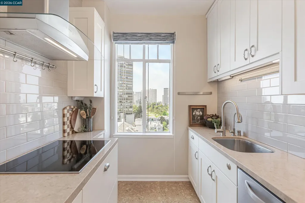 492 Staten Avenue Oakland CA 94610
