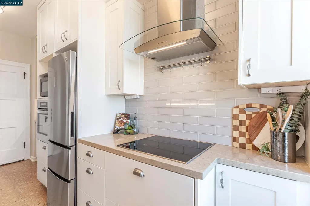 492 Staten Avenue Oakland CA 94610