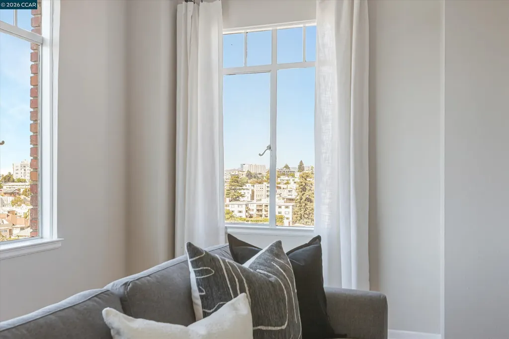 492 Staten Avenue Oakland CA 94610