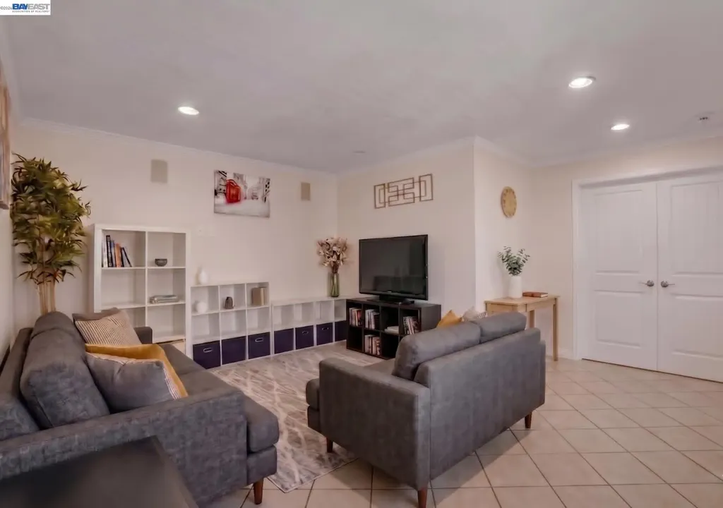 935 2nd Avenue Pinole CA 94564