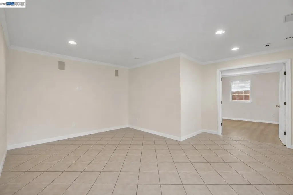 935 2nd Avenue Pinole CA 94564