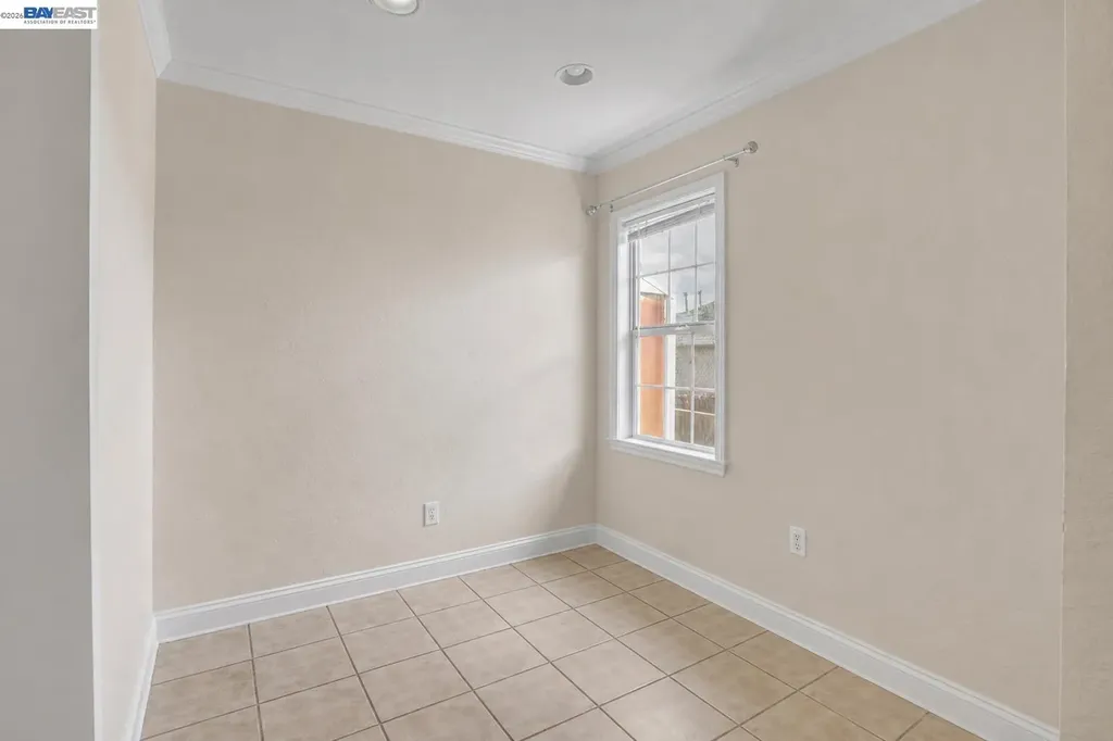 935 2nd Avenue Pinole CA 94564