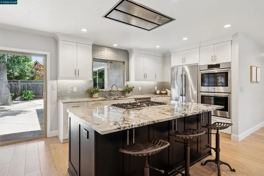 2030 Smith Lane Concord CA 94518