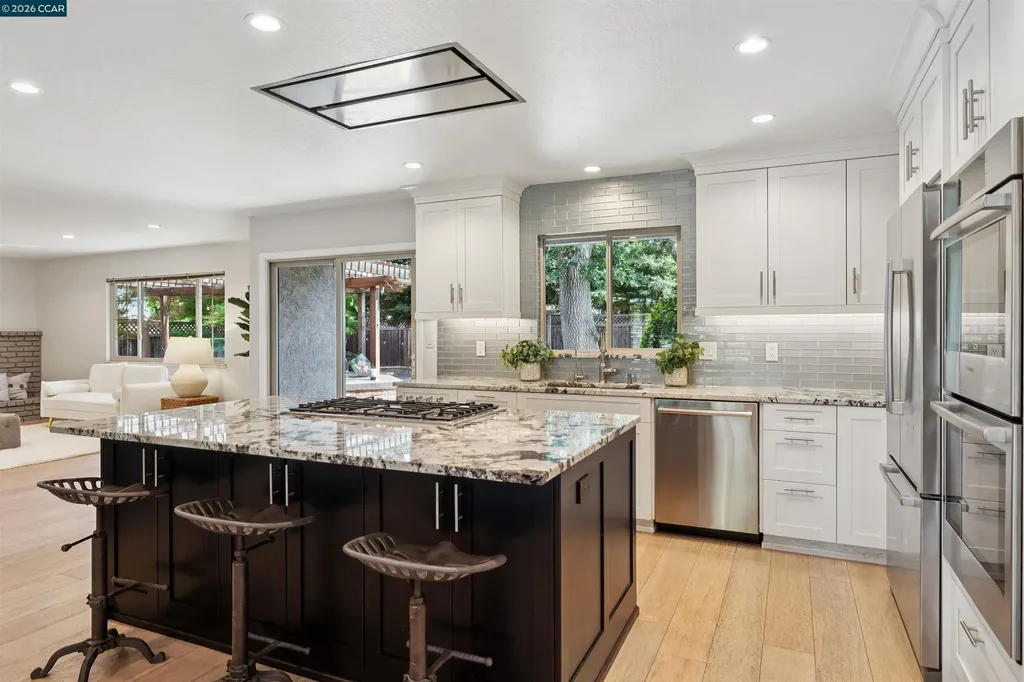 2030 Smith Lane Concord CA 94518