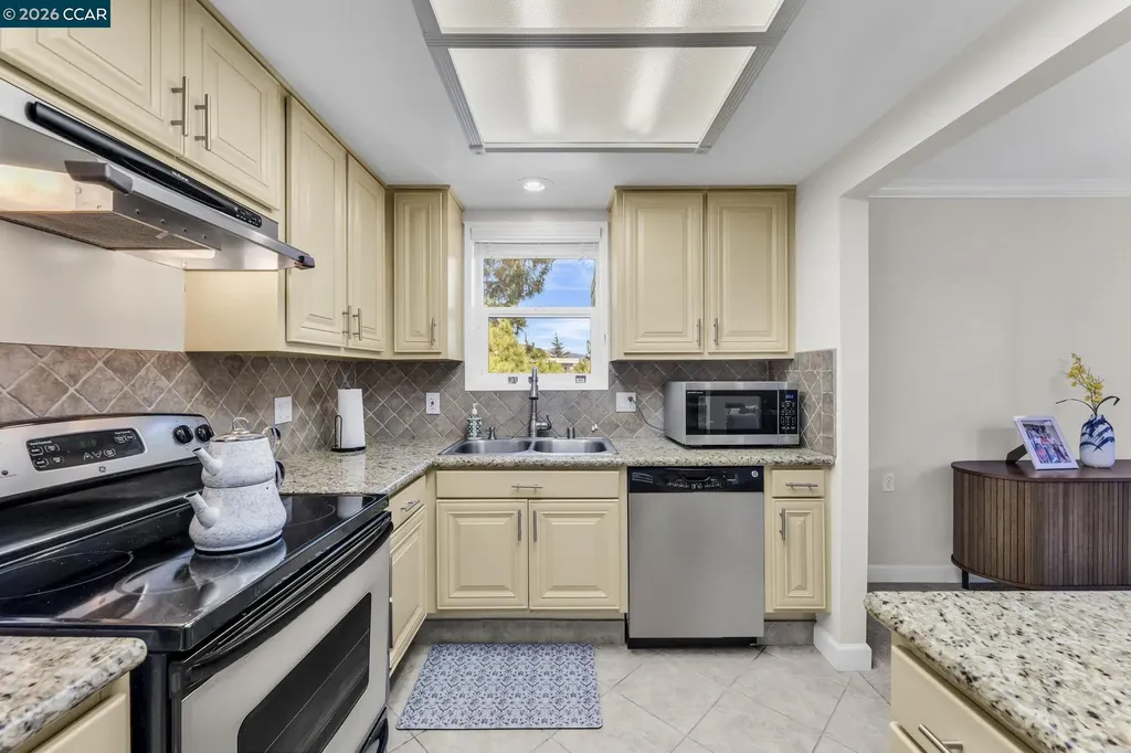1935 Golden Rain Road Walnut Creek CA 94595