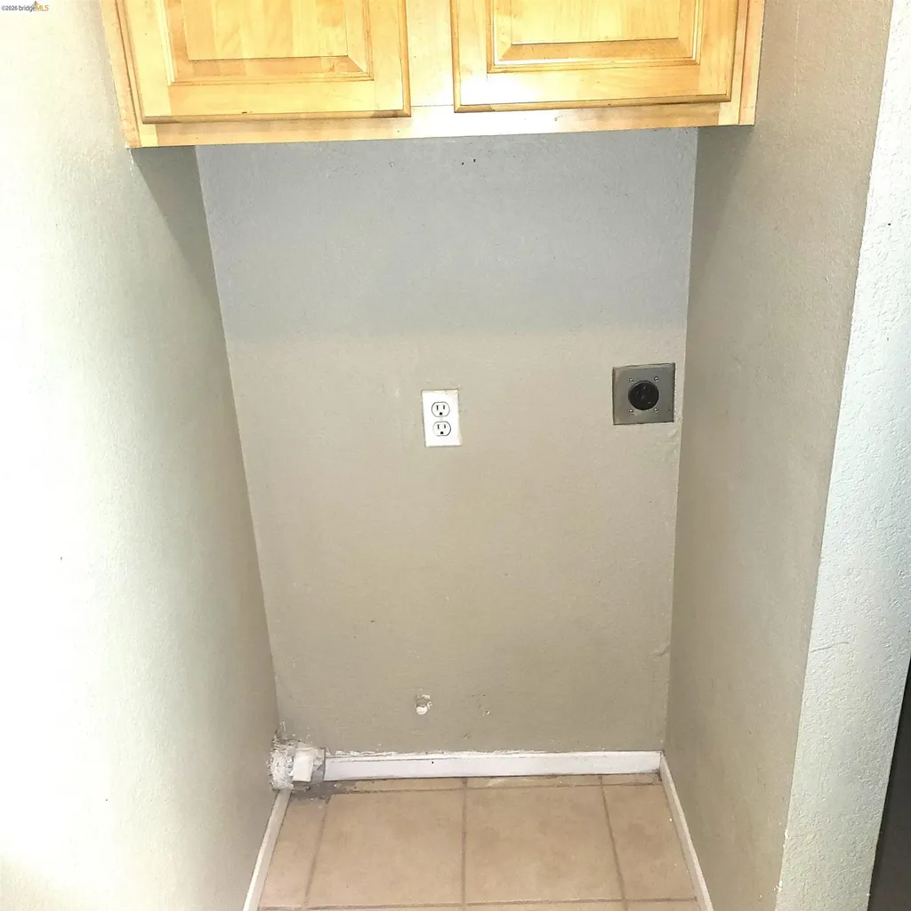 1241 Lakeview Circle Pittsburg CA 94565