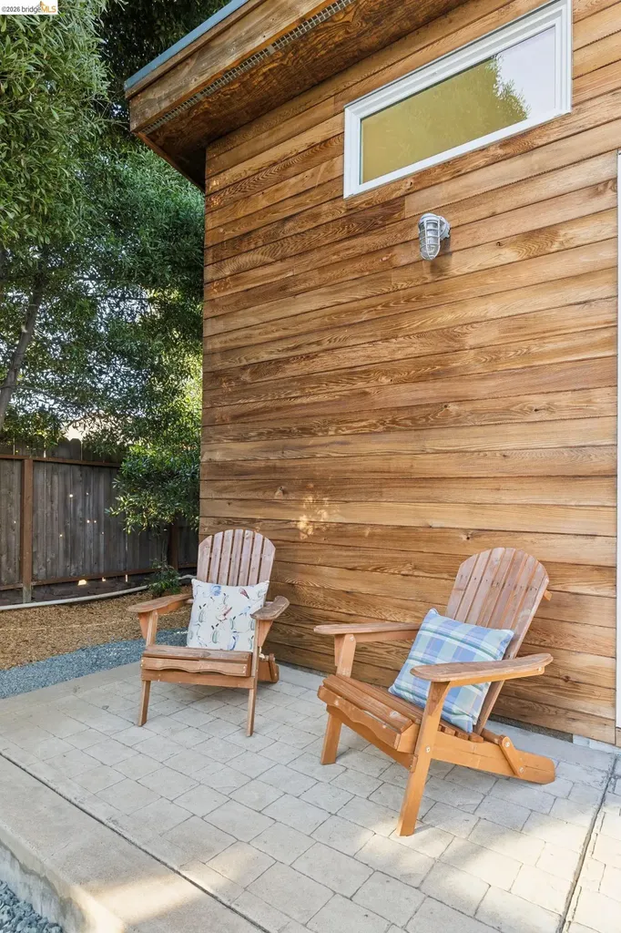 738 Ventura Street Richmond CA 94805