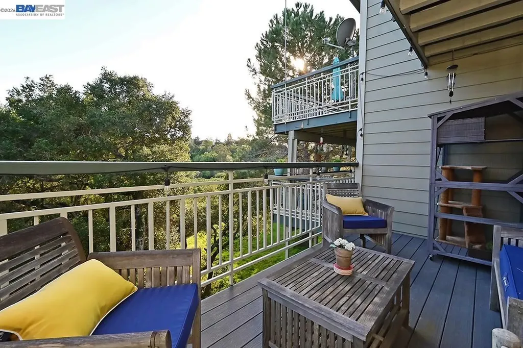 25105 Vista Greens Court Hayward CA 94541