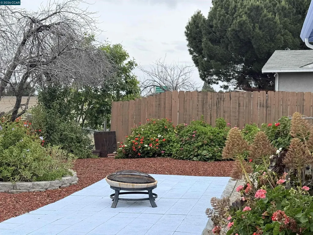 2175 Sugartree Drive Pittsburg CA 94565