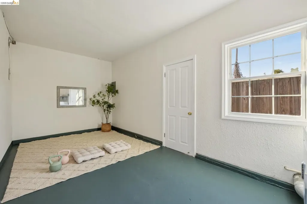 738 Ventura Street Richmond CA 94805