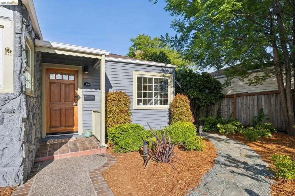 738 Ventura Street Richmond CA 94805