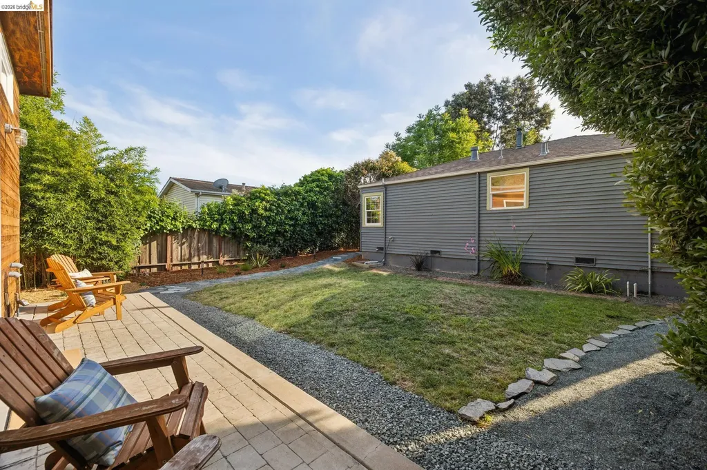 738 Ventura Street Richmond CA 94805