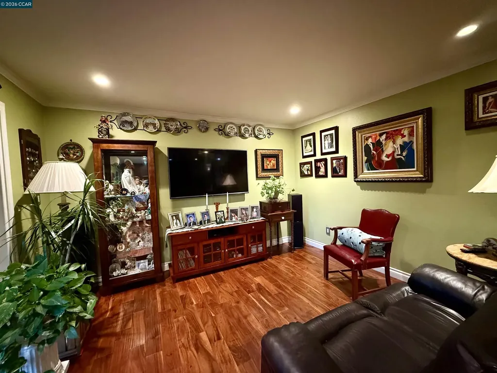1036 Oak Grove Road Concord CA 94518