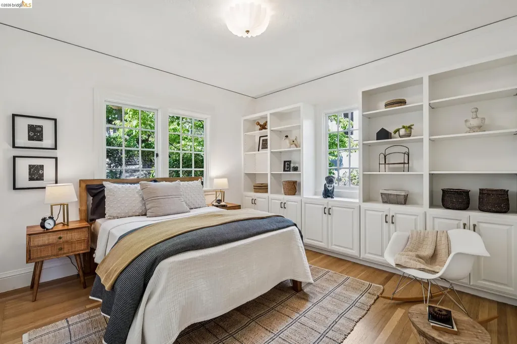 132 Caperton Piedmont CA 94611