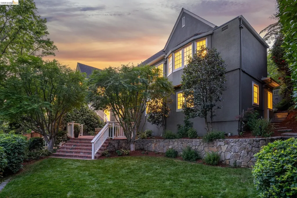 132 Caperton Piedmont CA 94611