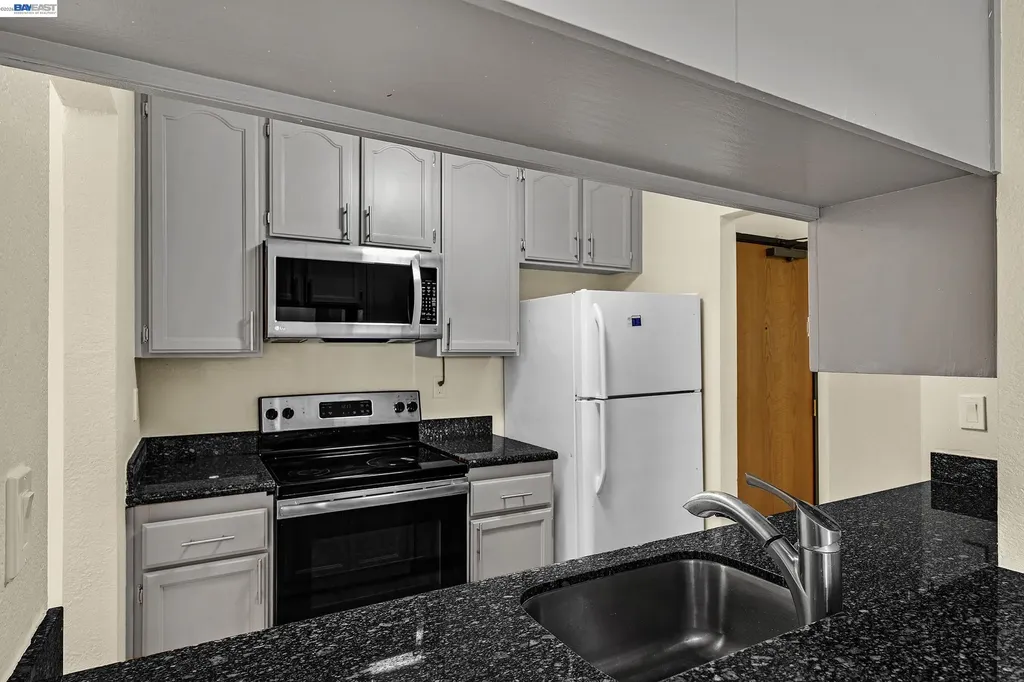 39931 Cedar Newark CA 94560