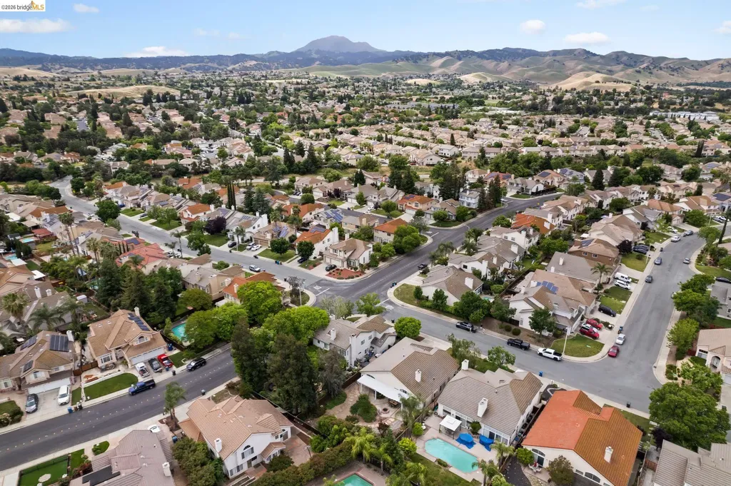 2433 Mimosa Way Antioch CA 94509