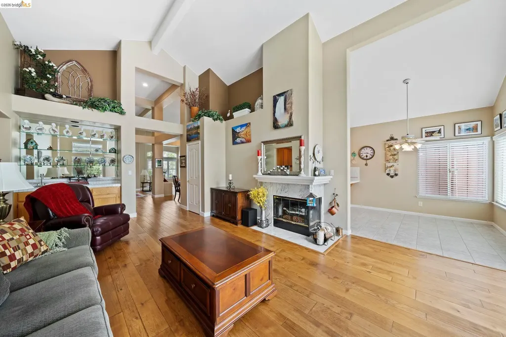 2433 Mimosa Way Antioch CA 94509