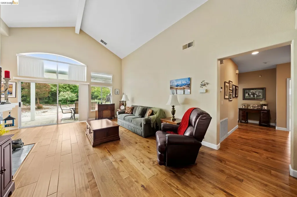 2433 Mimosa Way Antioch CA 94509