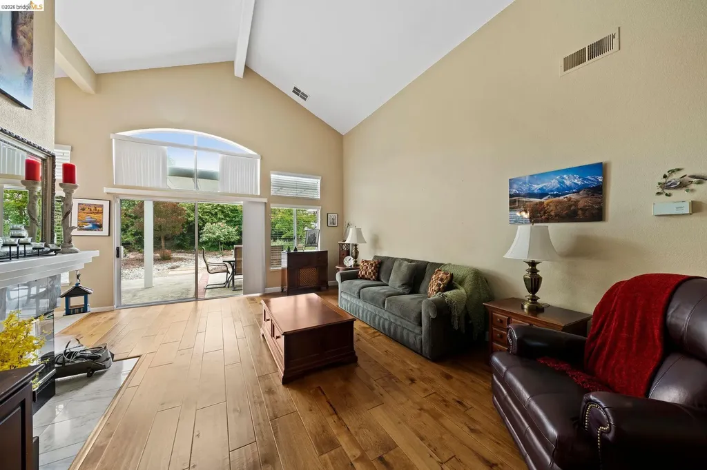 2433 Mimosa Way Antioch CA 94509