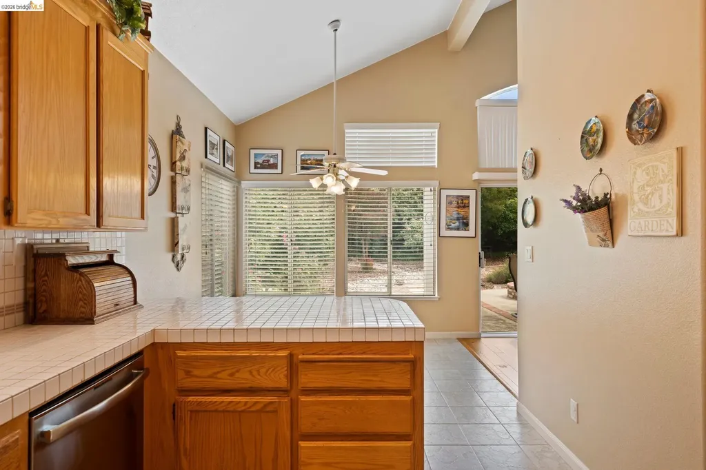 2433 Mimosa Way Antioch CA 94509