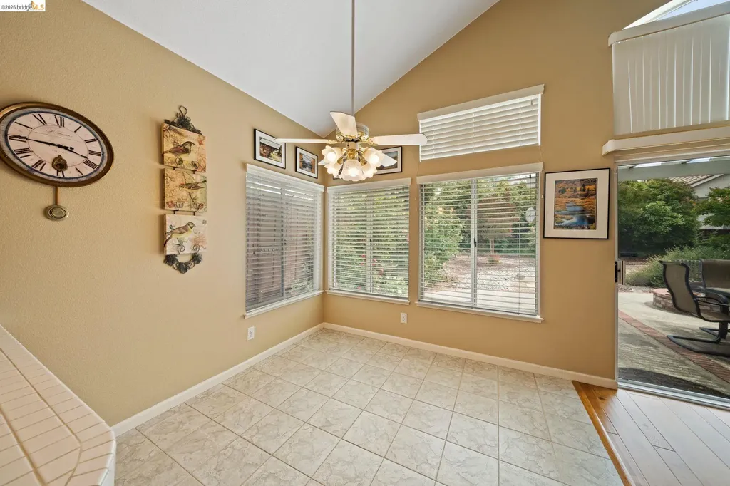 2433 Mimosa Way Antioch CA 94509