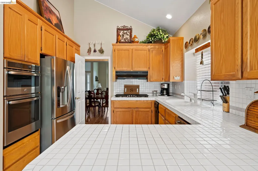 2433 Mimosa Way Antioch CA 94509