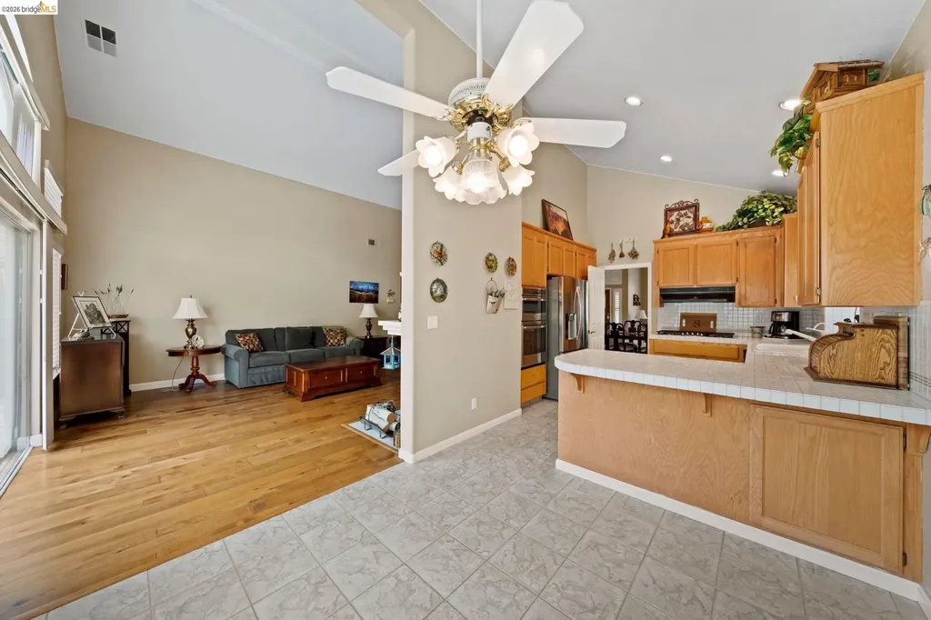 2433 Mimosa Way Antioch CA 94509