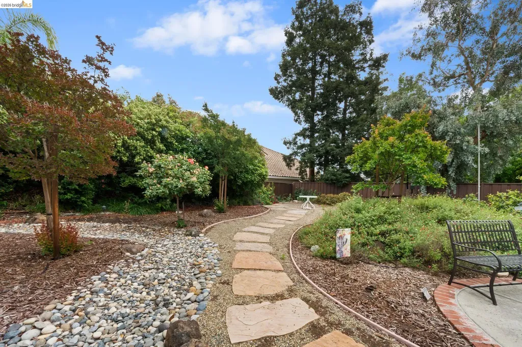 2433 Mimosa Way Antioch CA 94509