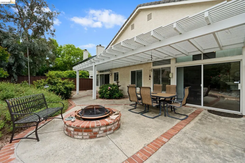 2433 Mimosa Way Antioch CA 94509