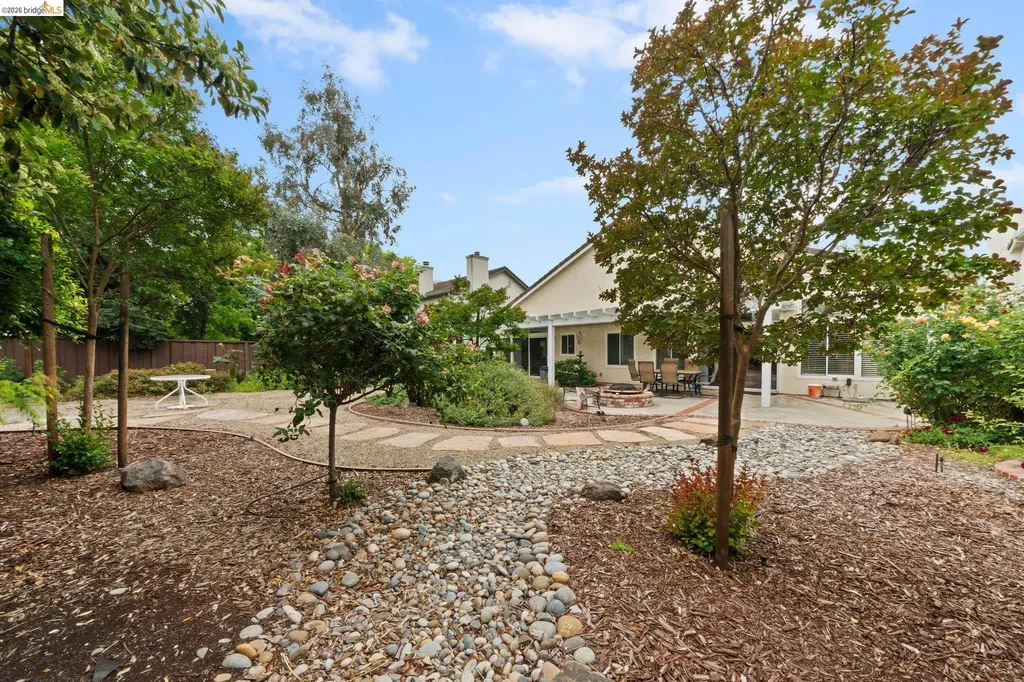 2433 Mimosa Way Antioch CA 94509