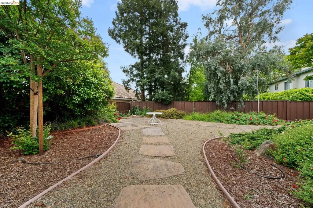 2433 Mimosa Way Antioch CA 94509