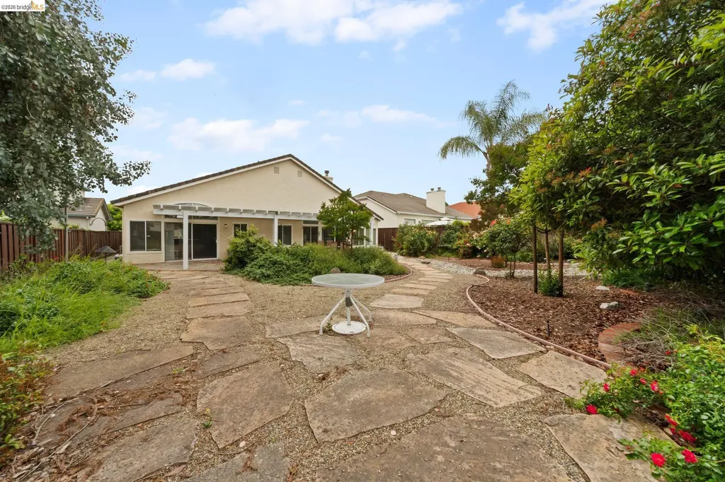 2433 Mimosa Way Antioch CA 94509