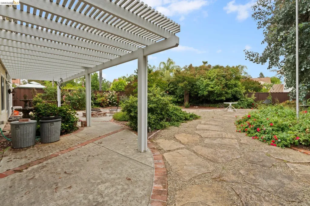 2433 Mimosa Way Antioch CA 94509