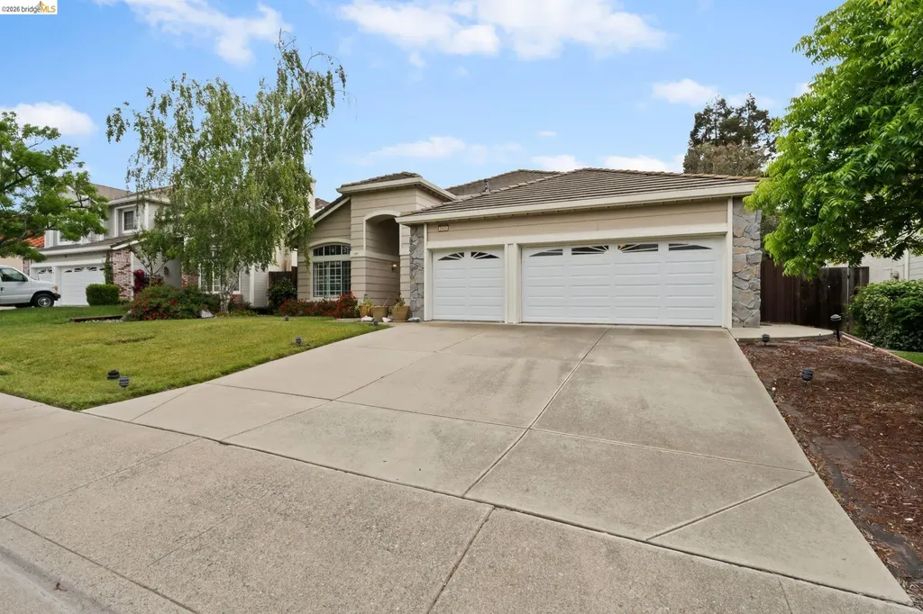 2433 Mimosa Way Antioch CA 94509