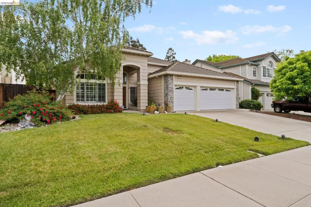 2433 Mimosa Way Antioch CA 94509