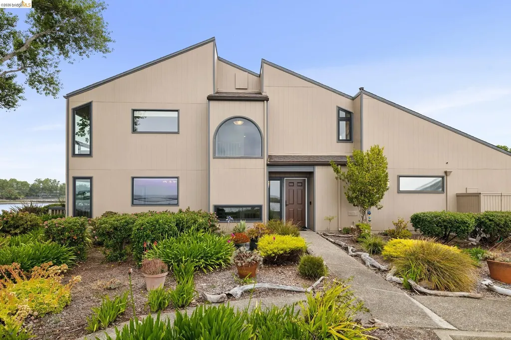 1303 Crown Drive Alameda CA 94501