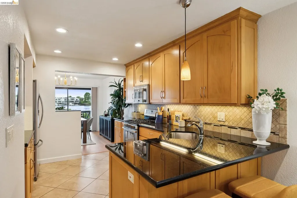 1303 Crown Drive Alameda CA 94501