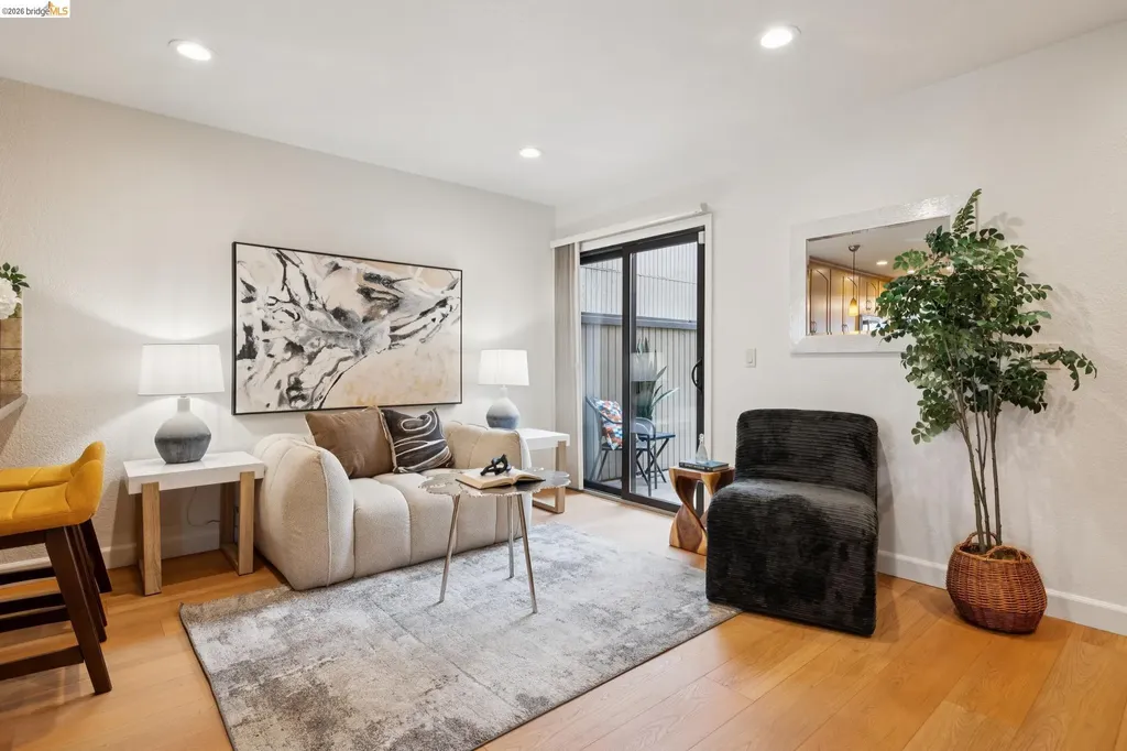 1303 Crown Drive Alameda CA 94501