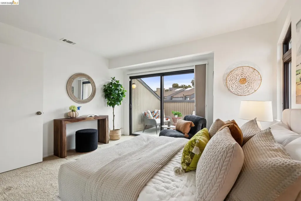 1303 Crown Drive Alameda CA 94501