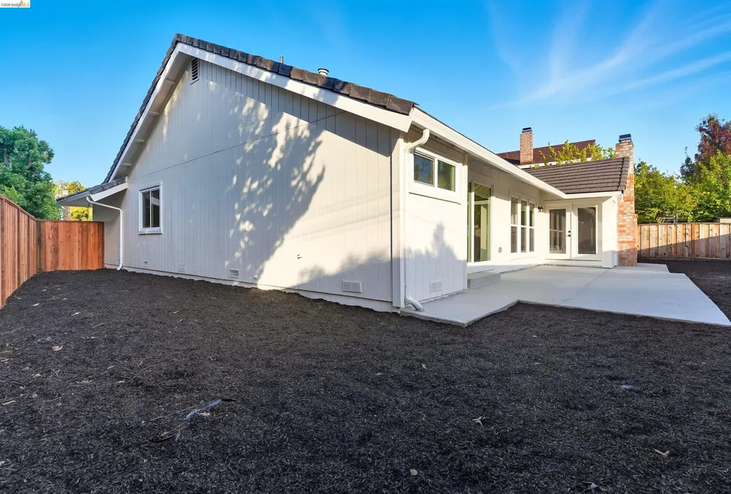 11 Paddock Court Pleasant Hill CA 94523