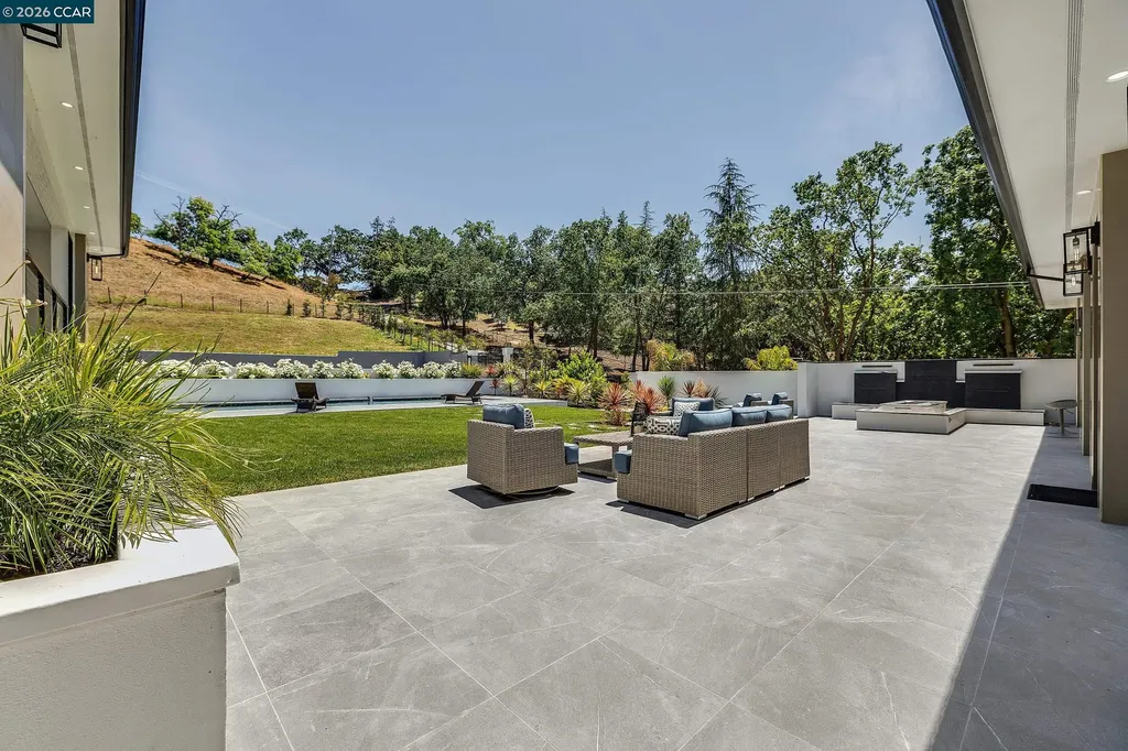 853 El Pintado Road Danville CA 94526