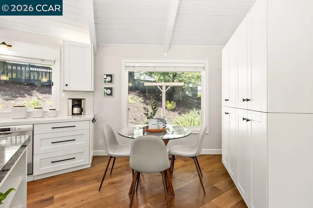 74 Bates Boulevard Orinda CA 94563