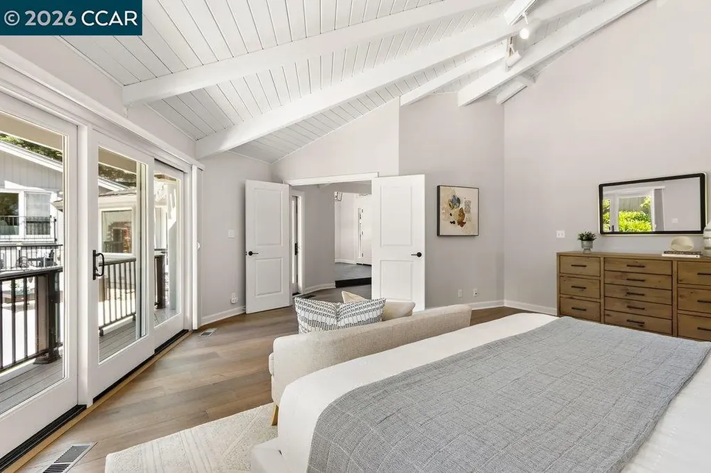 74 Bates Boulevard Orinda CA 94563