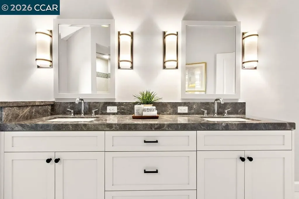 74 Bates Boulevard Orinda CA 94563