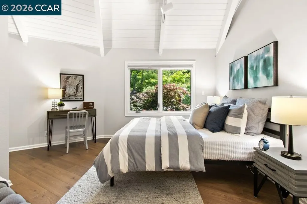 74 Bates Boulevard Orinda CA 94563